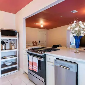  Apartment Blush And Bashful Germantown Two Bedroom